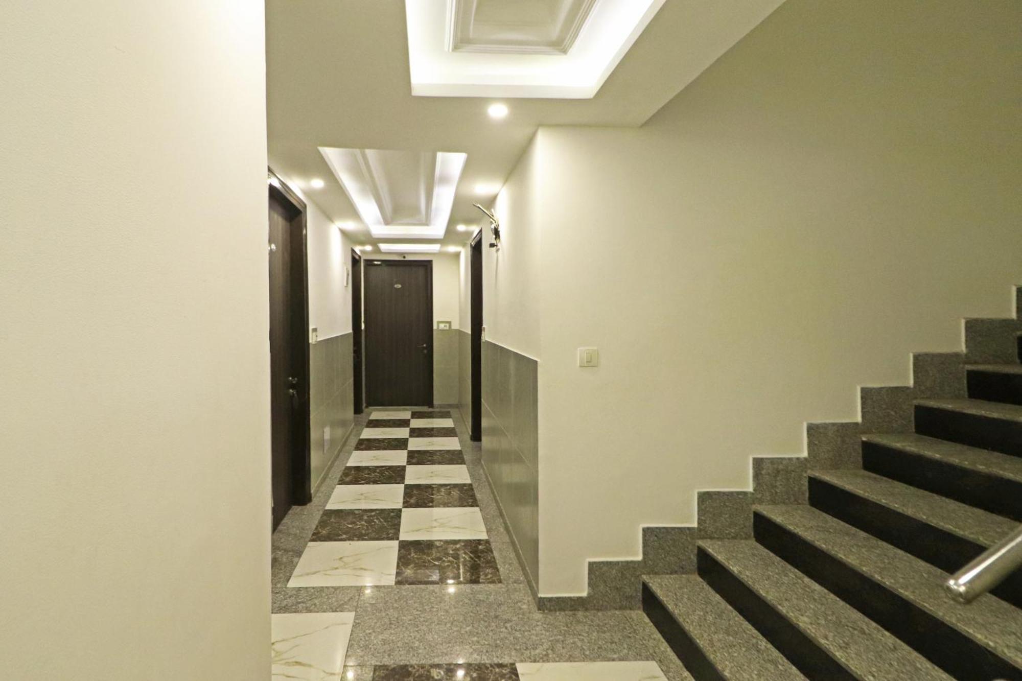 Hotel Almora Inn - Near By Delhi International Airport - With Free Airport Pickup And Drop Ню Делхи Екстериор снимка