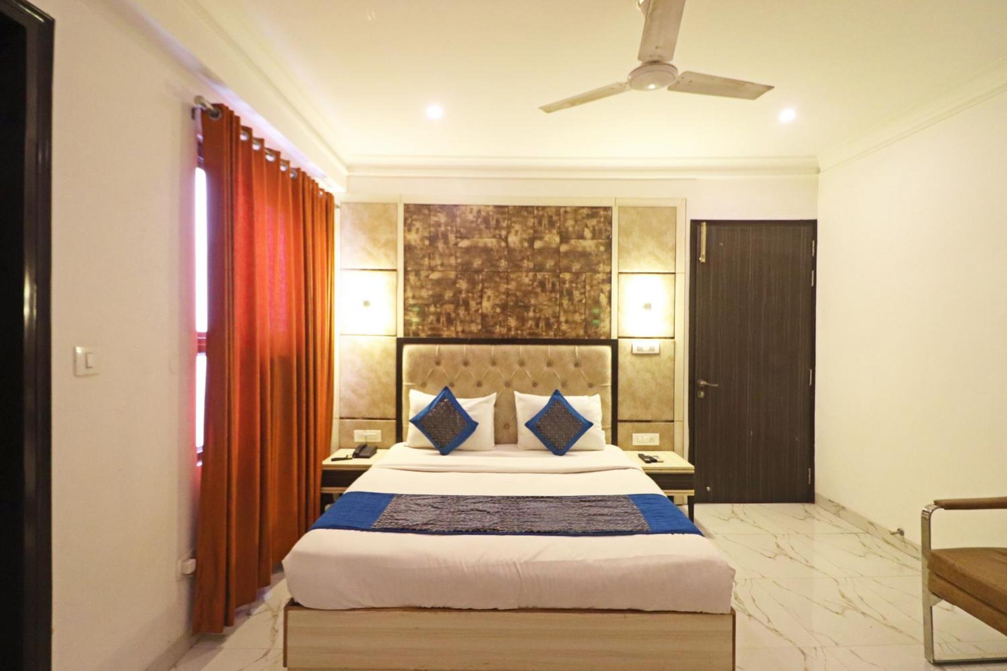 Hotel Almora Inn - Near By Delhi International Airport - With Free Airport Pickup And Drop Ню Делхи Екстериор снимка