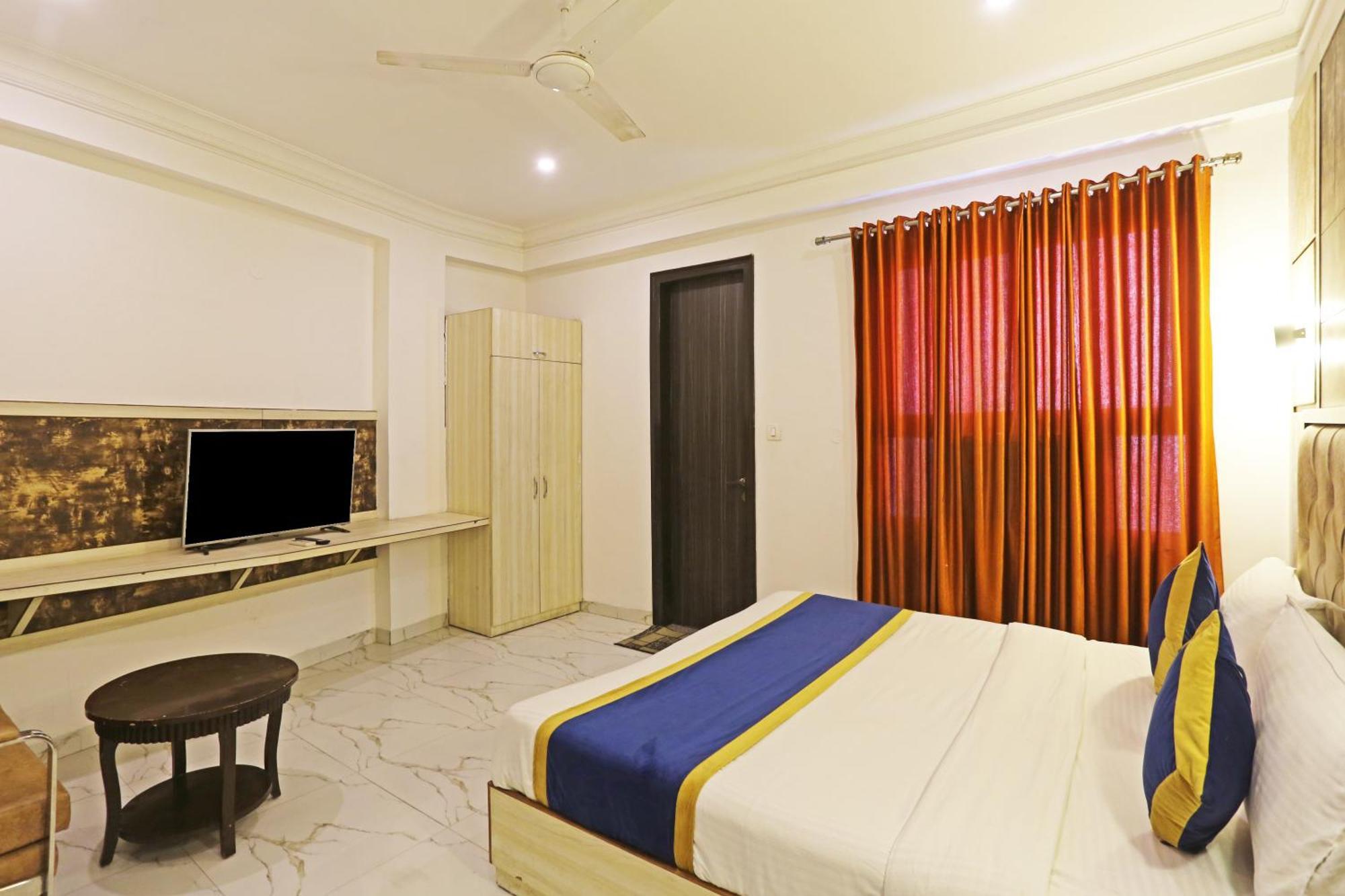 Hotel Almora Inn - Near By Delhi International Airport - With Free Airport Pickup And Drop Ню Делхи Екстериор снимка